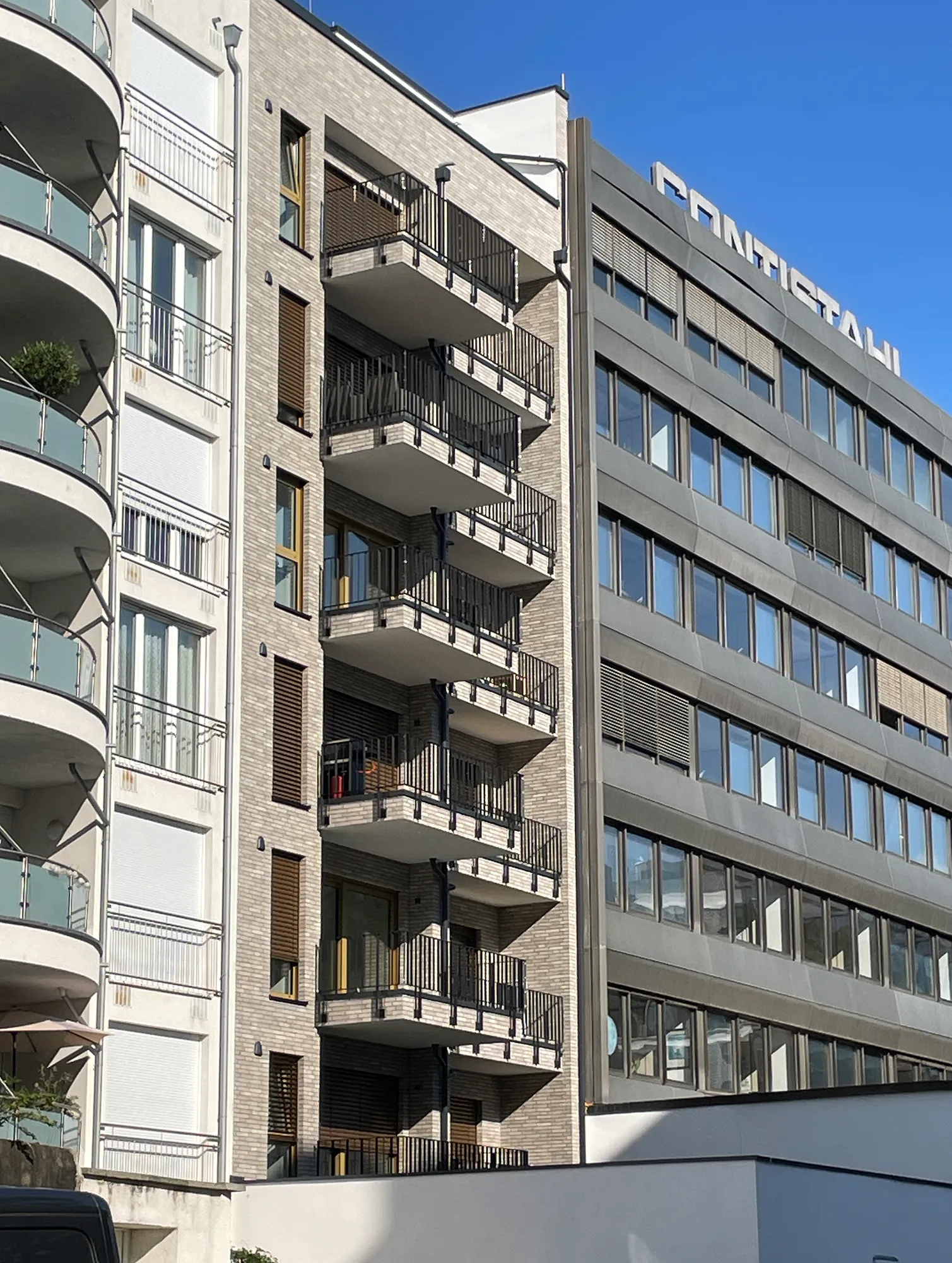 Thomas Heil Architektur Düsseldorf - Neubau Mehrfamilienhaus