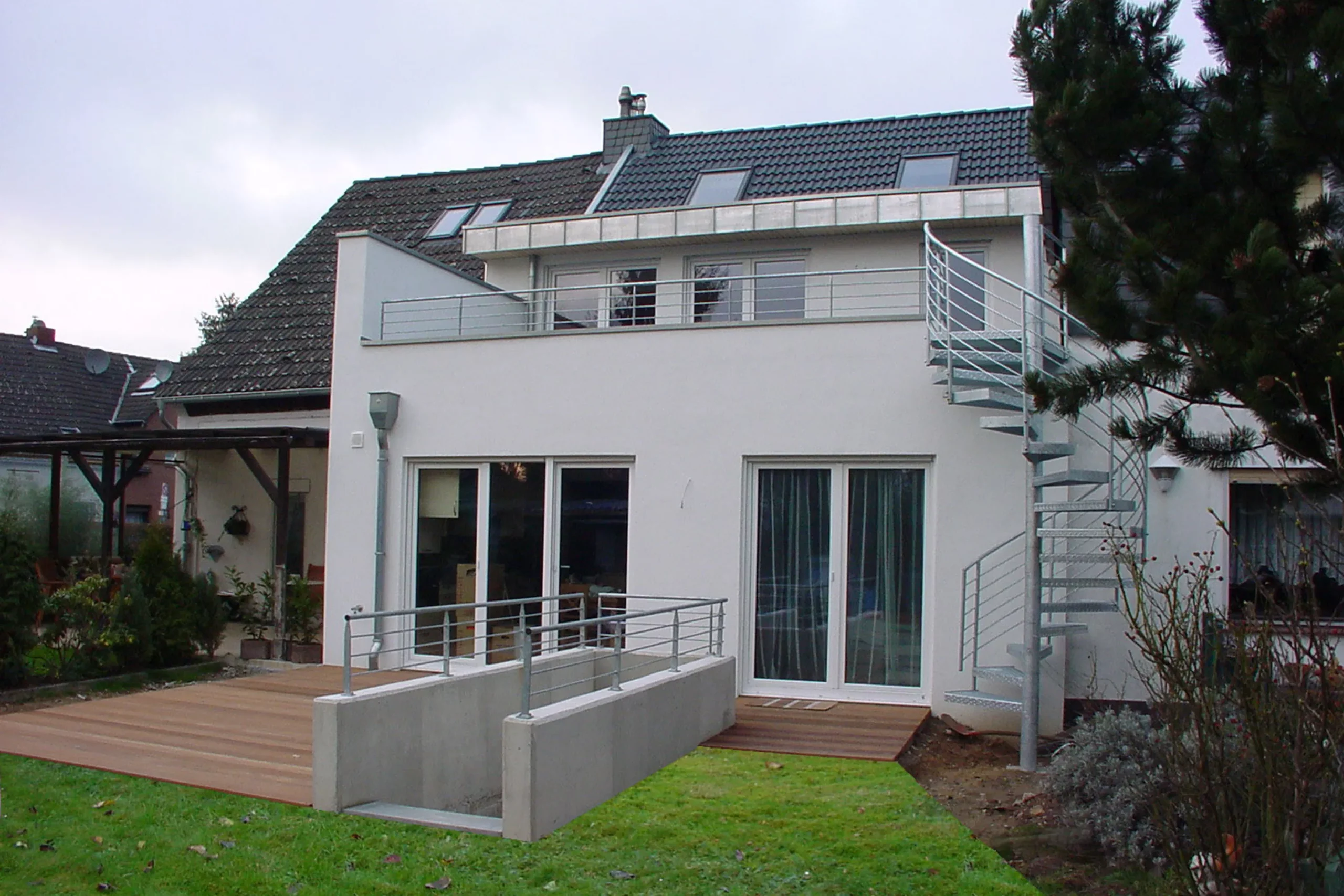Thomas Heil Architektur Düsseldorf - Anbau und Kernsanierung